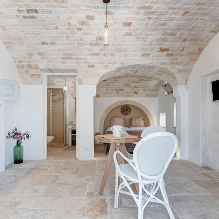 Apollo House Of Puglia Guest House Monopoli Bagian luar foto