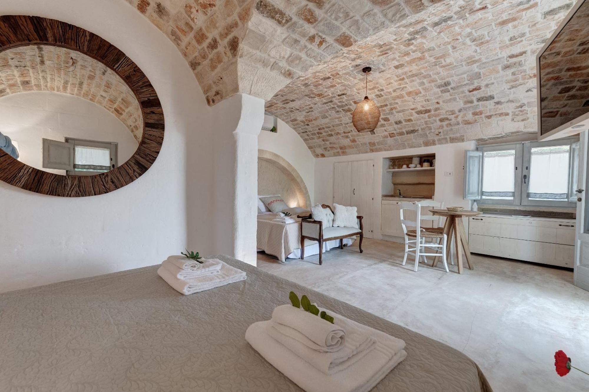 Apollo House Of Puglia Guest House Monopoli Bagian luar foto