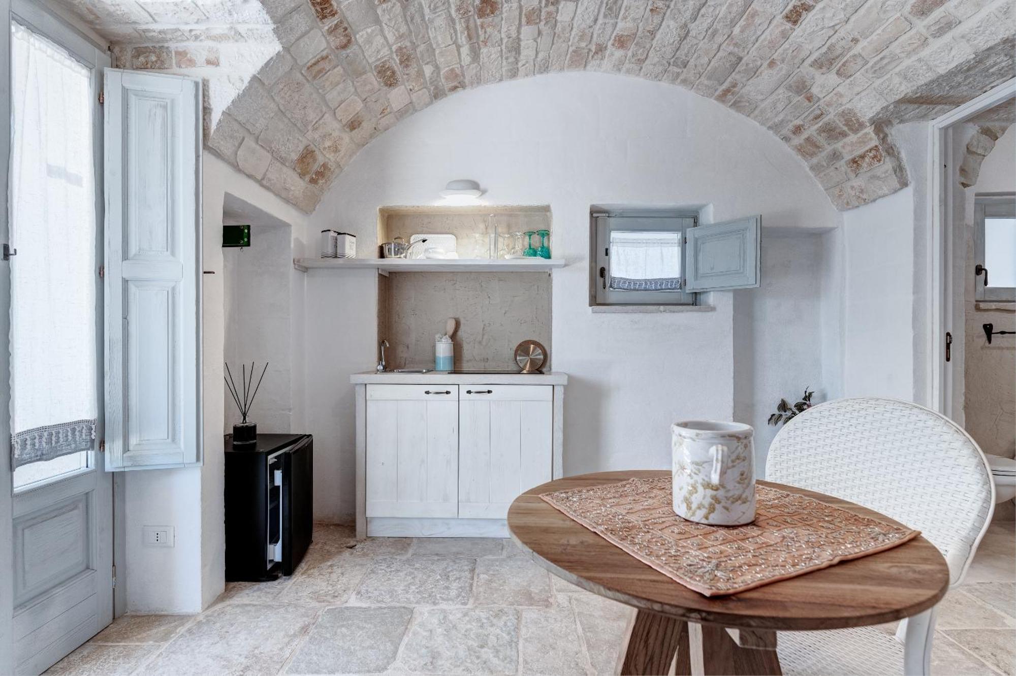Apollo House Of Puglia Guest House Monopoli Bagian luar foto