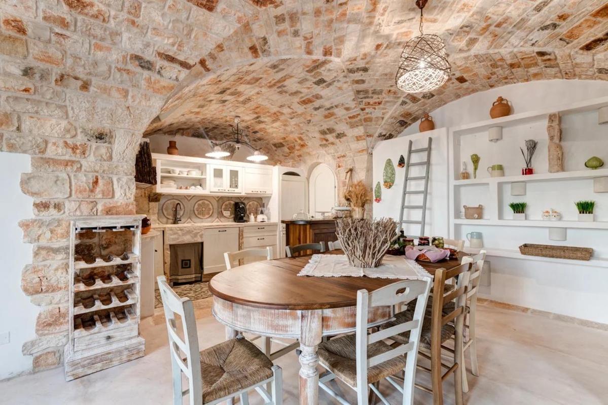 Apollo House Of Puglia Guest House Monopoli Bagian luar foto